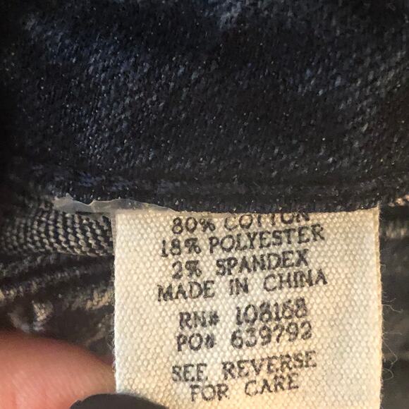 Tilly's RSQ Newport High Rise Denim Jean Button Up Blue Dark Wash Shorts - Picture 7 of 7